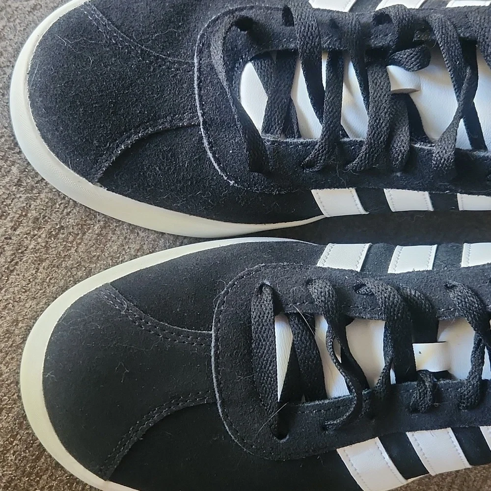 Adidas VL Court 3.0 Skateboard Black White Low Tops (11)